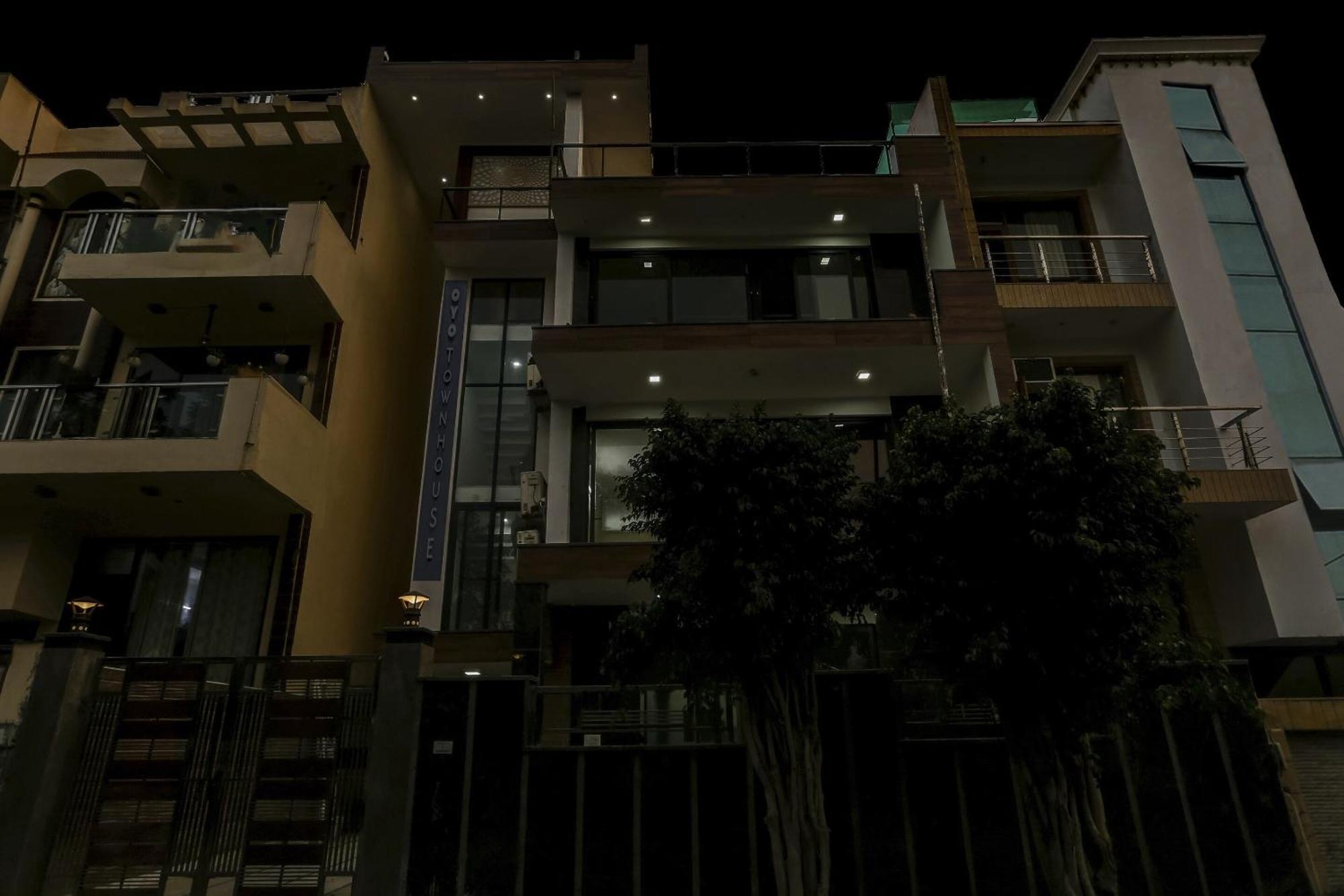 Townhouse Metro Inn Residency Near Iskcon Temple Noida Indirapuram Luaran gambar